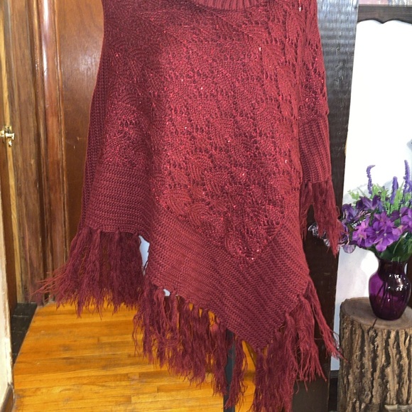Burgundy Sequin fringe Shawl - Picture 2 of 6